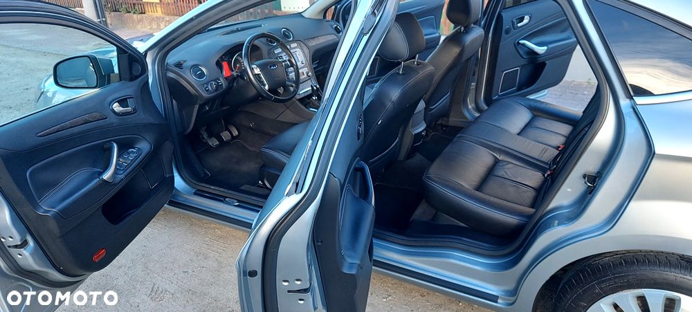 Ford Mondeo - 7