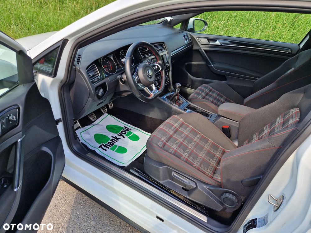 Volkswagen Golf 2.0 TSI BMT GTI - 10
