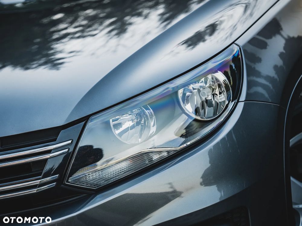 Volkswagen Tiguan 2.0 TDI DPF BlueMotion Technology Lounge Sport & Style - 5