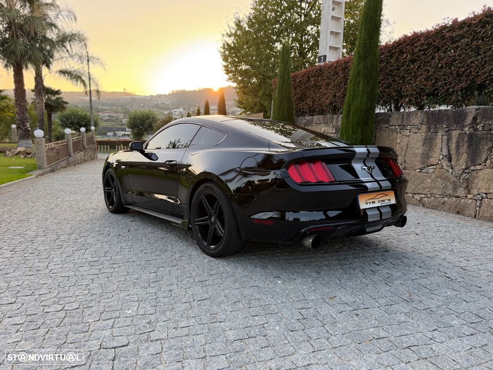 Ford Mustang 2.3 Eco Boost Aut. - 7