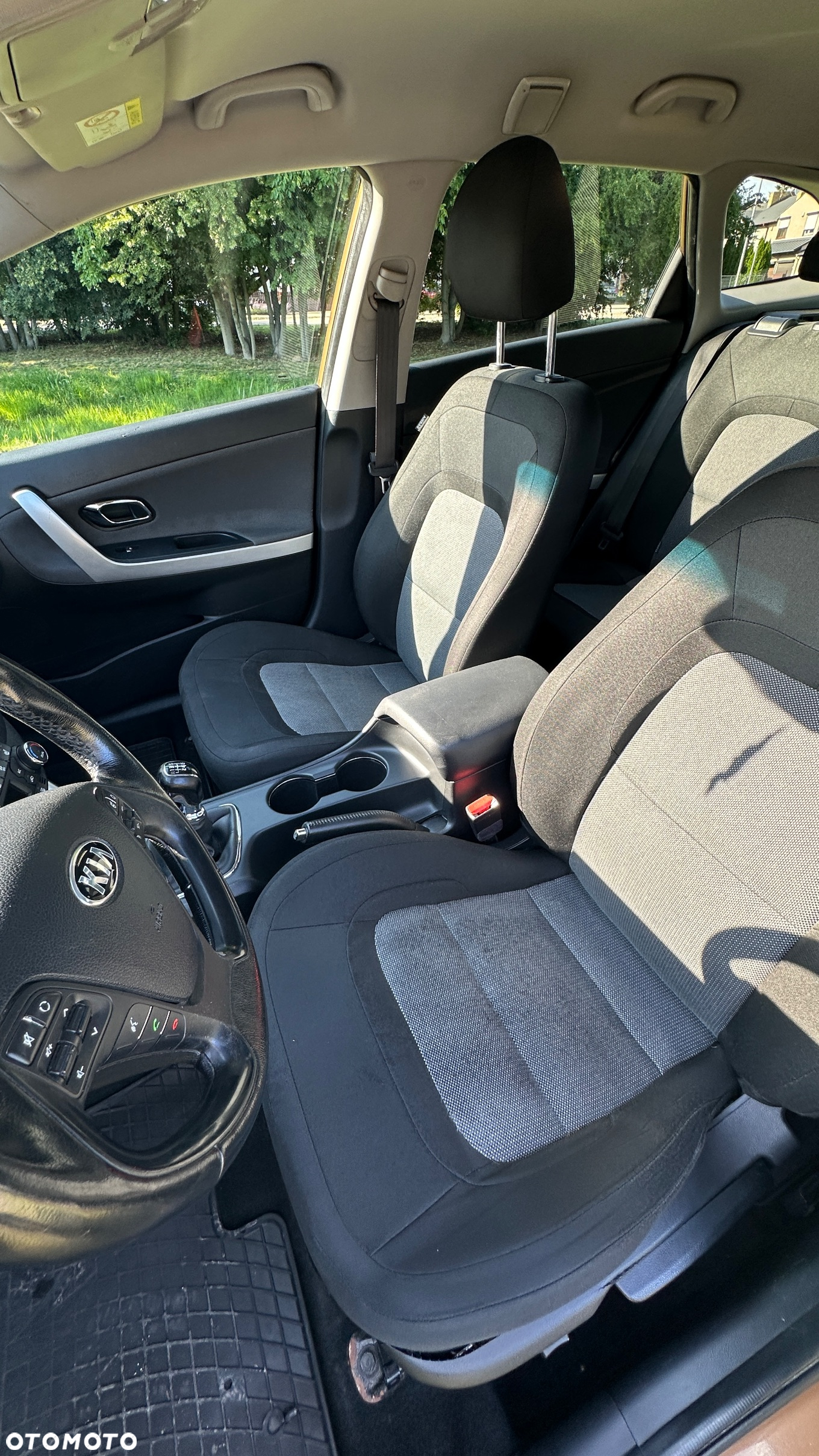 Kia Ceed - 27