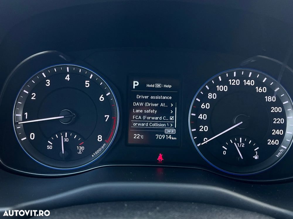 Hyundai KONA - 26