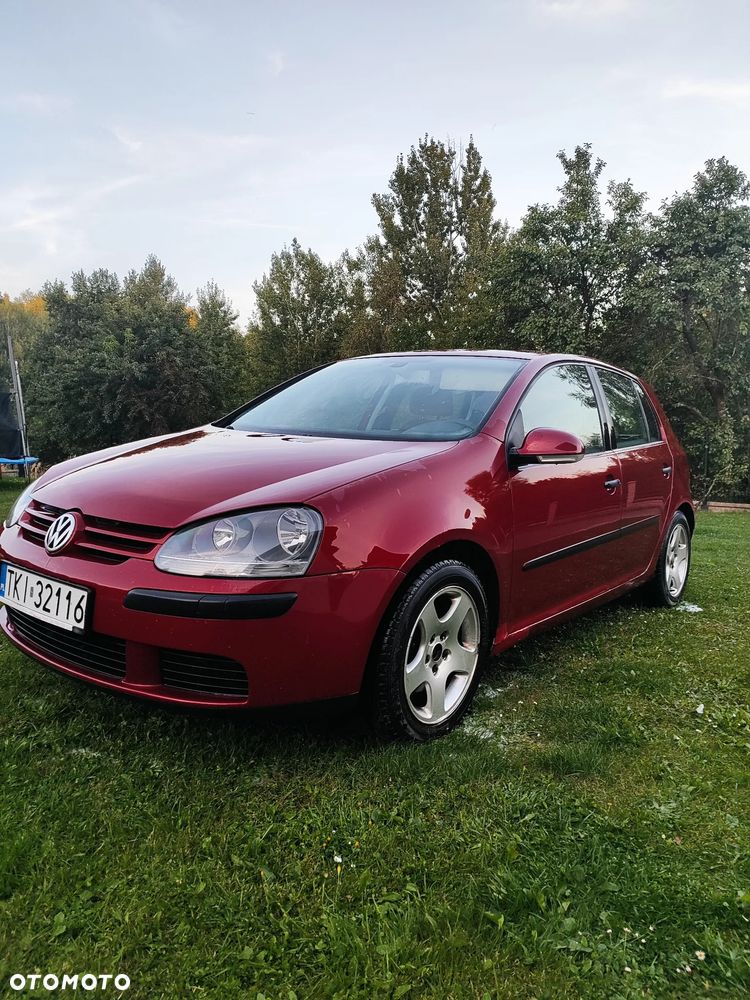 Volkswagen Golf 1.6 FSI Comfortline - 4