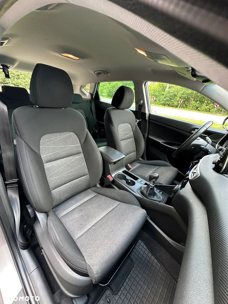 Hyundai Tucson 1.6 GDi Comfort 2WD - 29