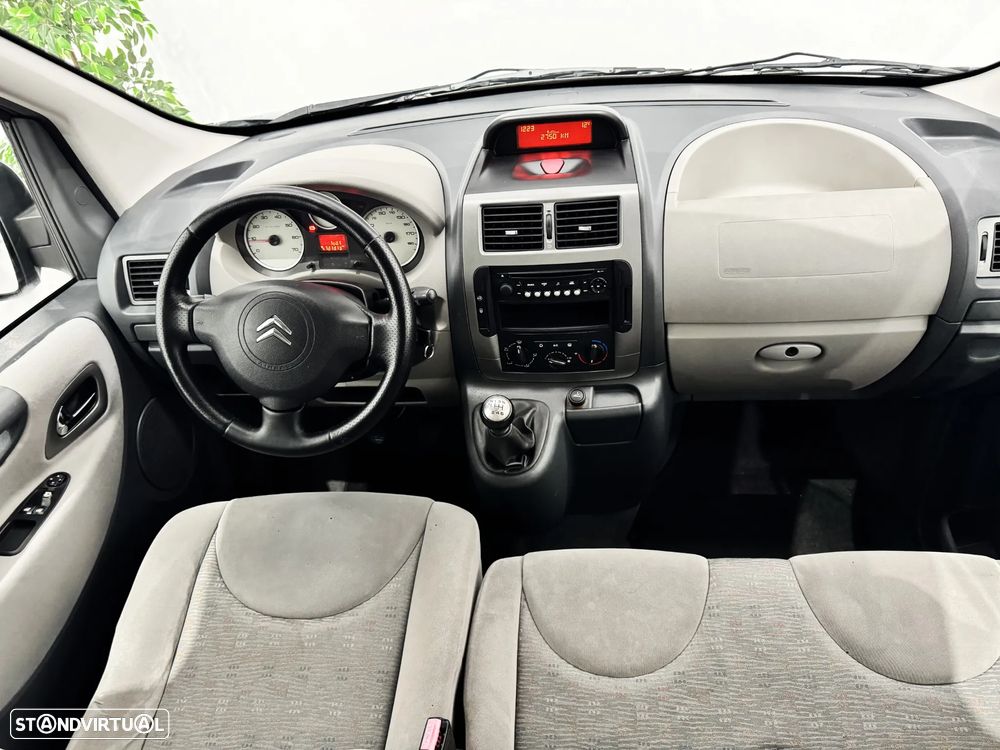 Citroën Jumpy 2.0 HDi L2H1Lazer - 12