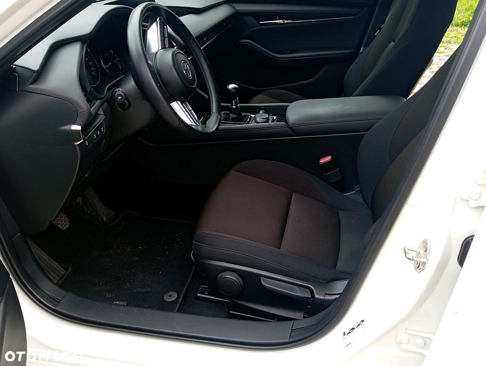 Mazda 3 e-SKYACTIV-G 122 M HYBRID HOMURA - 16