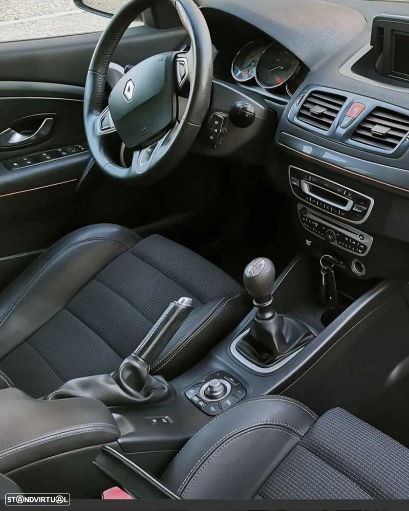 Renault Mégane Sport Tourer - 14