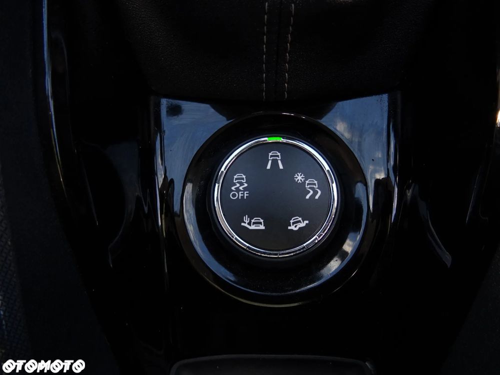 Peugeot 2008 e-HDi FAP 115 STOP & START Allure - 26