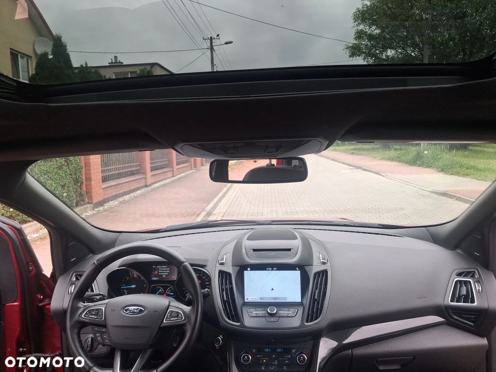 Ford Kuga 1.5 TDCi 2x4 ST-Line - 23