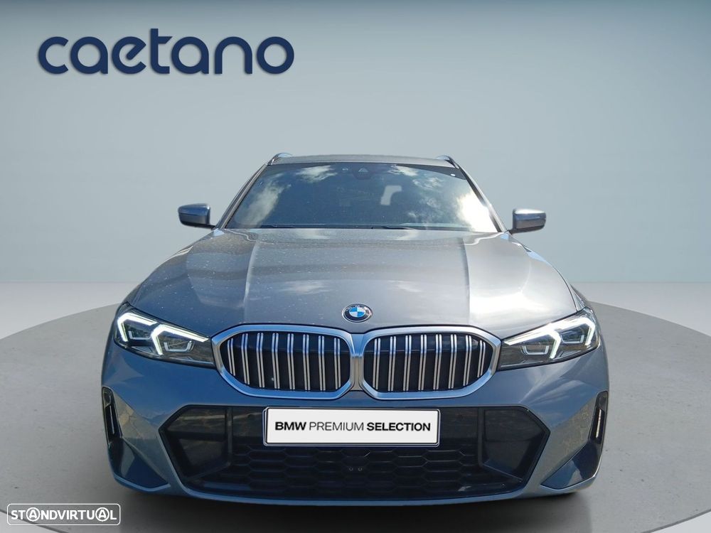 BMW 320 d Pack Desportivo M Auto - 2