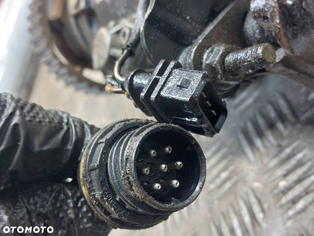 POMPA WTRYSKOWA VOLVO V40 S40 I LIFT 1.9 DI 7700114070 0460414984 - 2