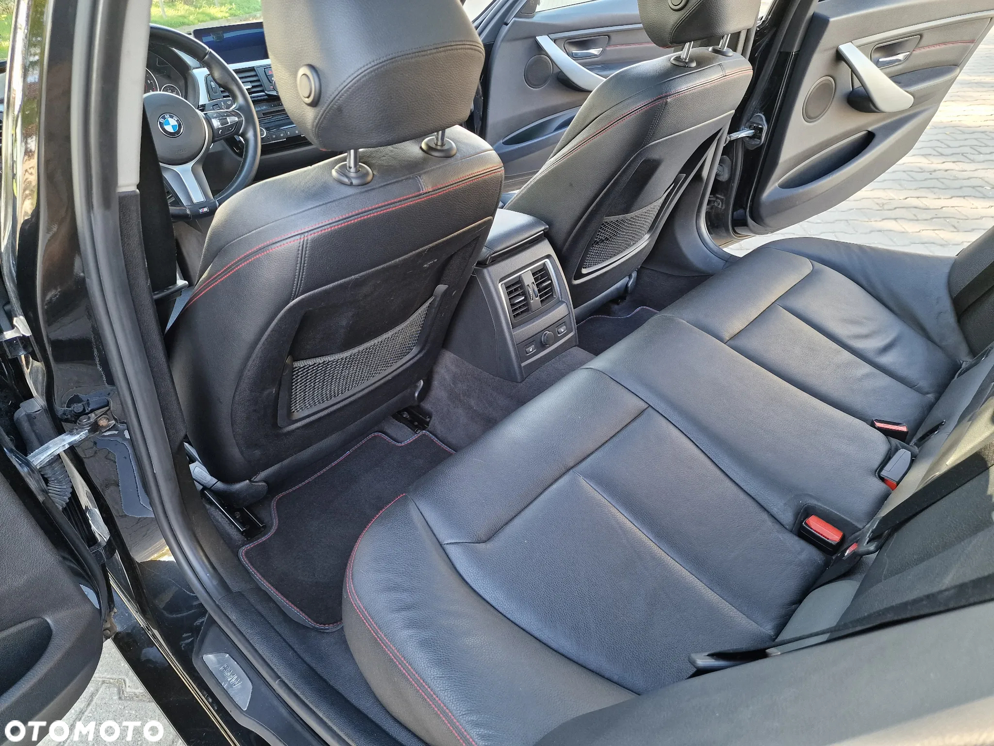 BMW Seria 3 320d Sport Line - 14