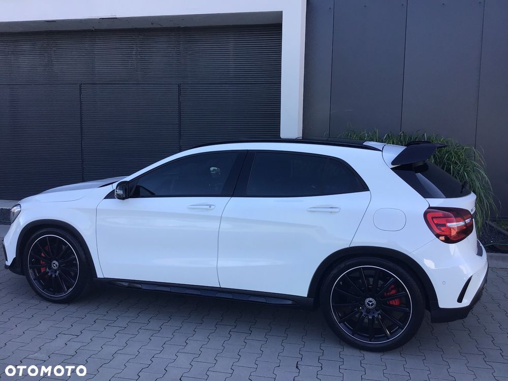Mercedes-Benz GLA AMG 45 4Matic AMG Speedshift 7G-DCT AMG Night Edition - 13