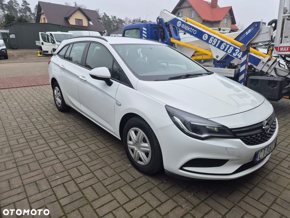 Opel Astra 1.0 T Essentia S&S