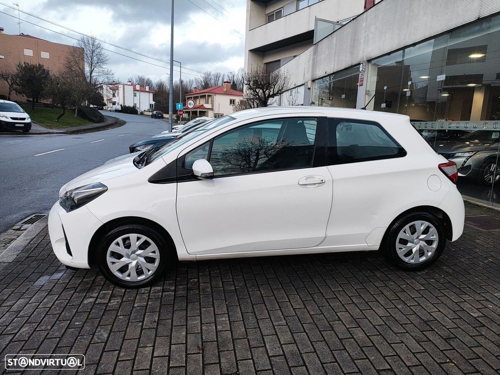 Toyota Yaris 1.0 VVT-i - 4