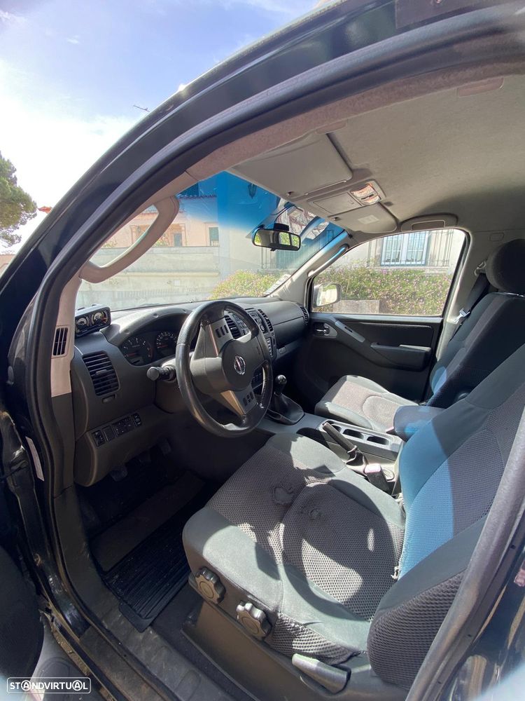 Nissan Pick Up 2.5 TD CD — fotografia 4