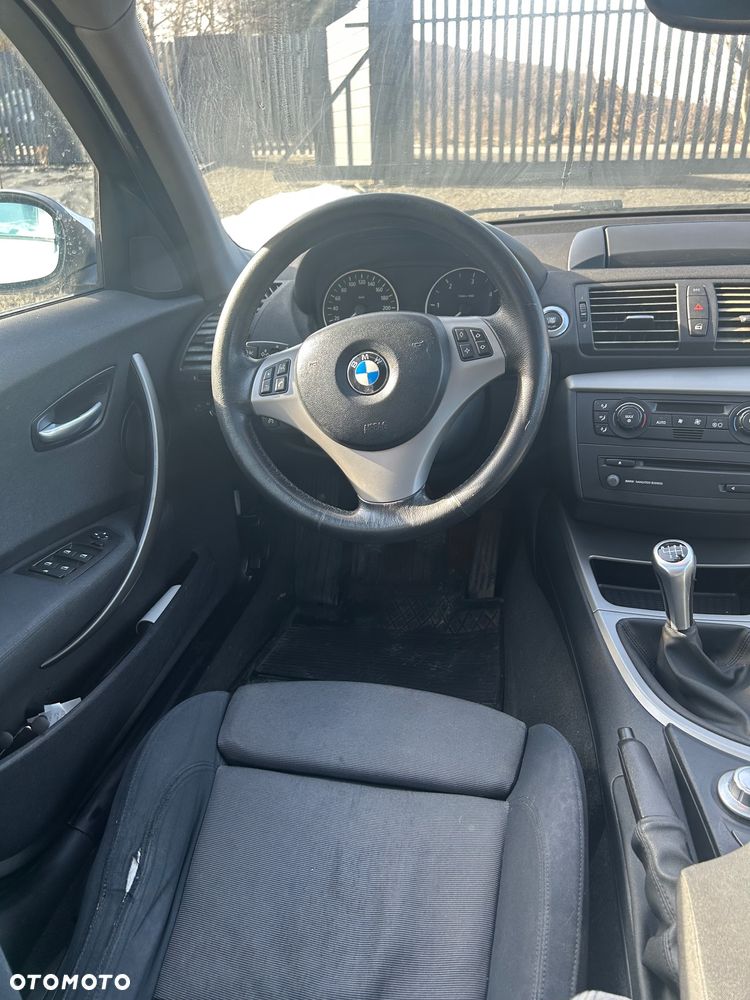 BMW Seria 1 120d - 6