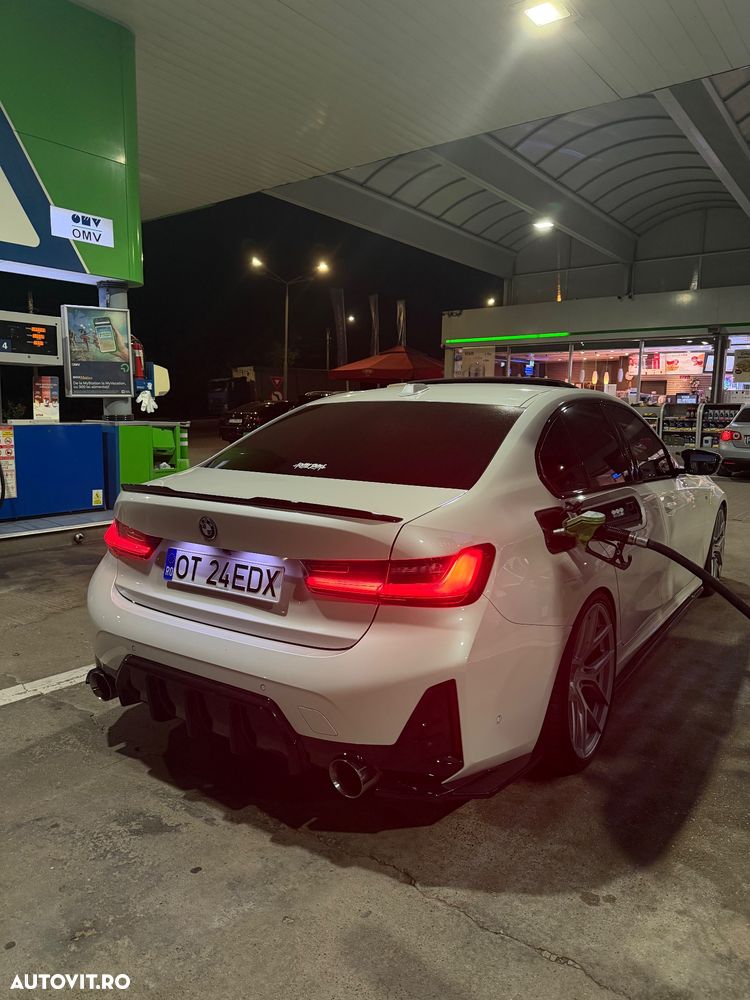 BMW Seria 3 330e xDrive Aut. M Sport - 16