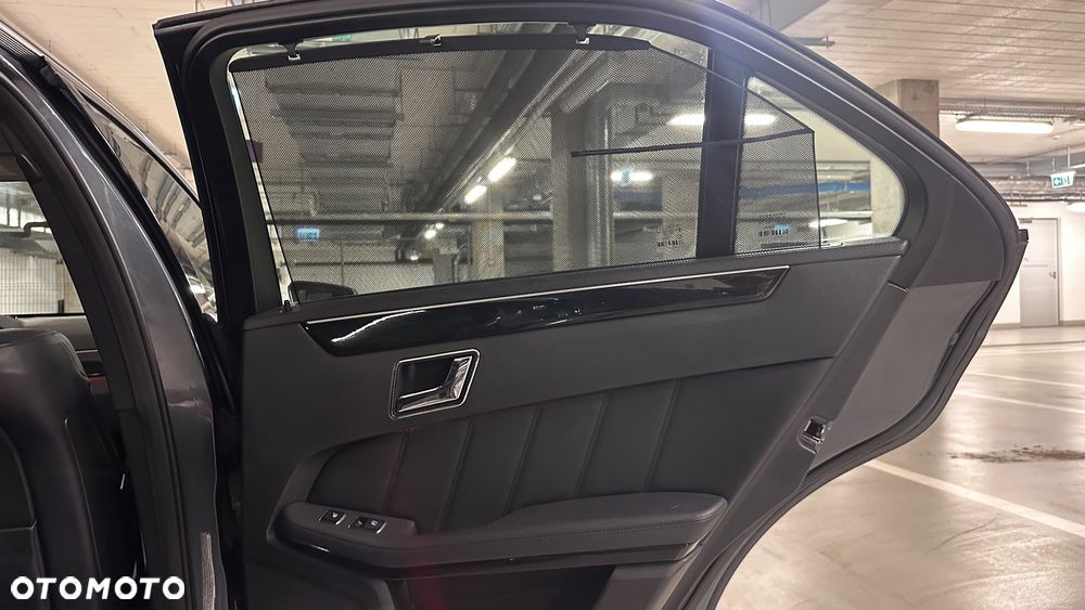 Mercedes-Benz Klasa E 350 CDI DPF 4Matic BlueEFFICIENCY 7G-TRONIC Avantgarde - 12
