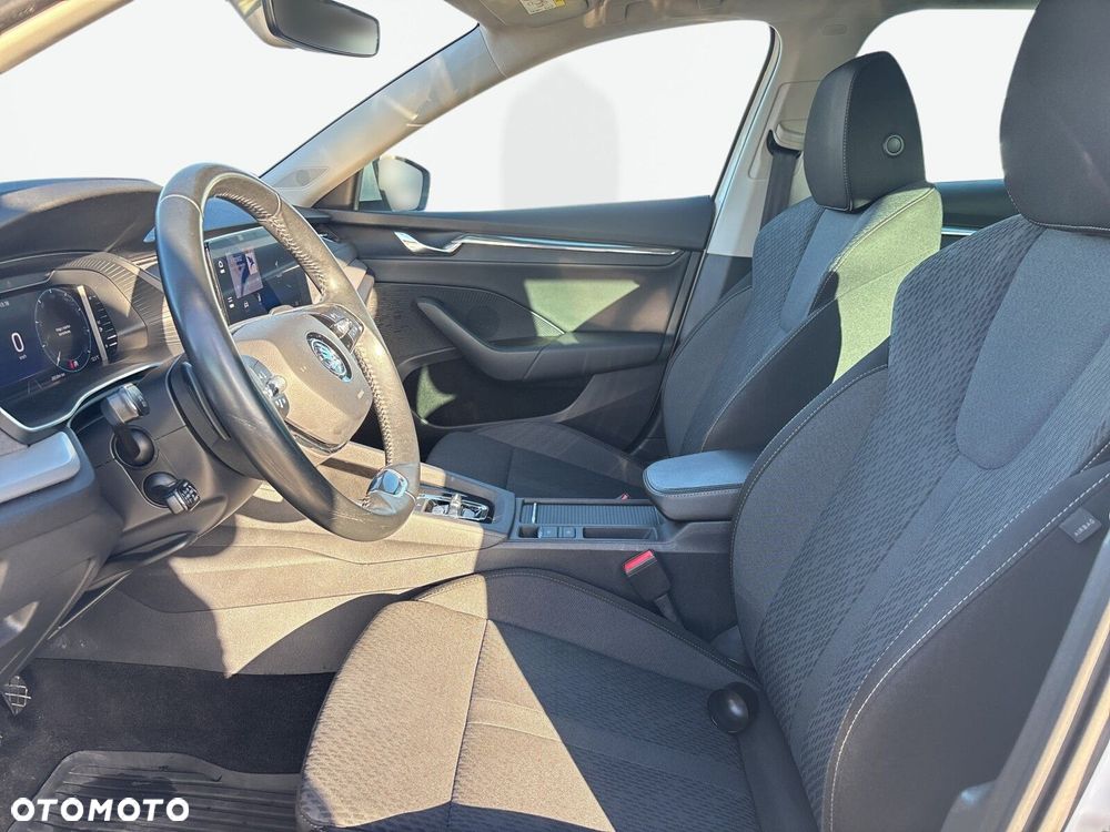 Skoda Octavia 2.0 TDI Style DSG - 9