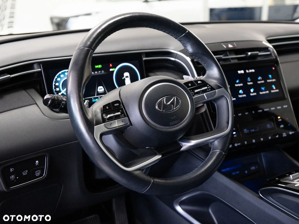 Hyundai Tucson 1.6 T-GDi HEV Executive 2WD - 11