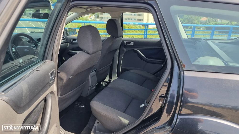 Ford Focus SW 1.6 TDCi Connec. - 6