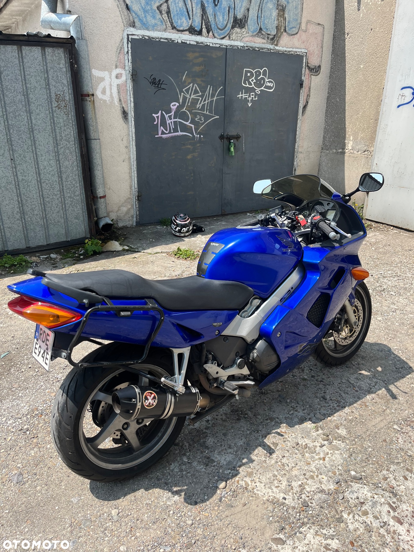Honda VFR - 5