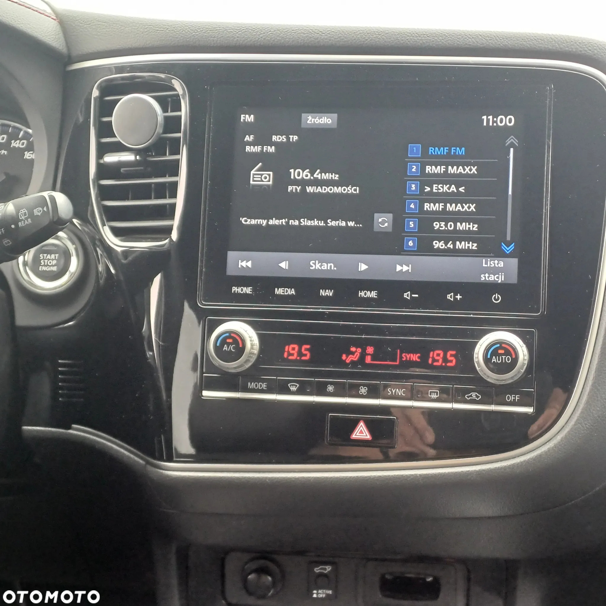 Mitsubishi Outlander - 27