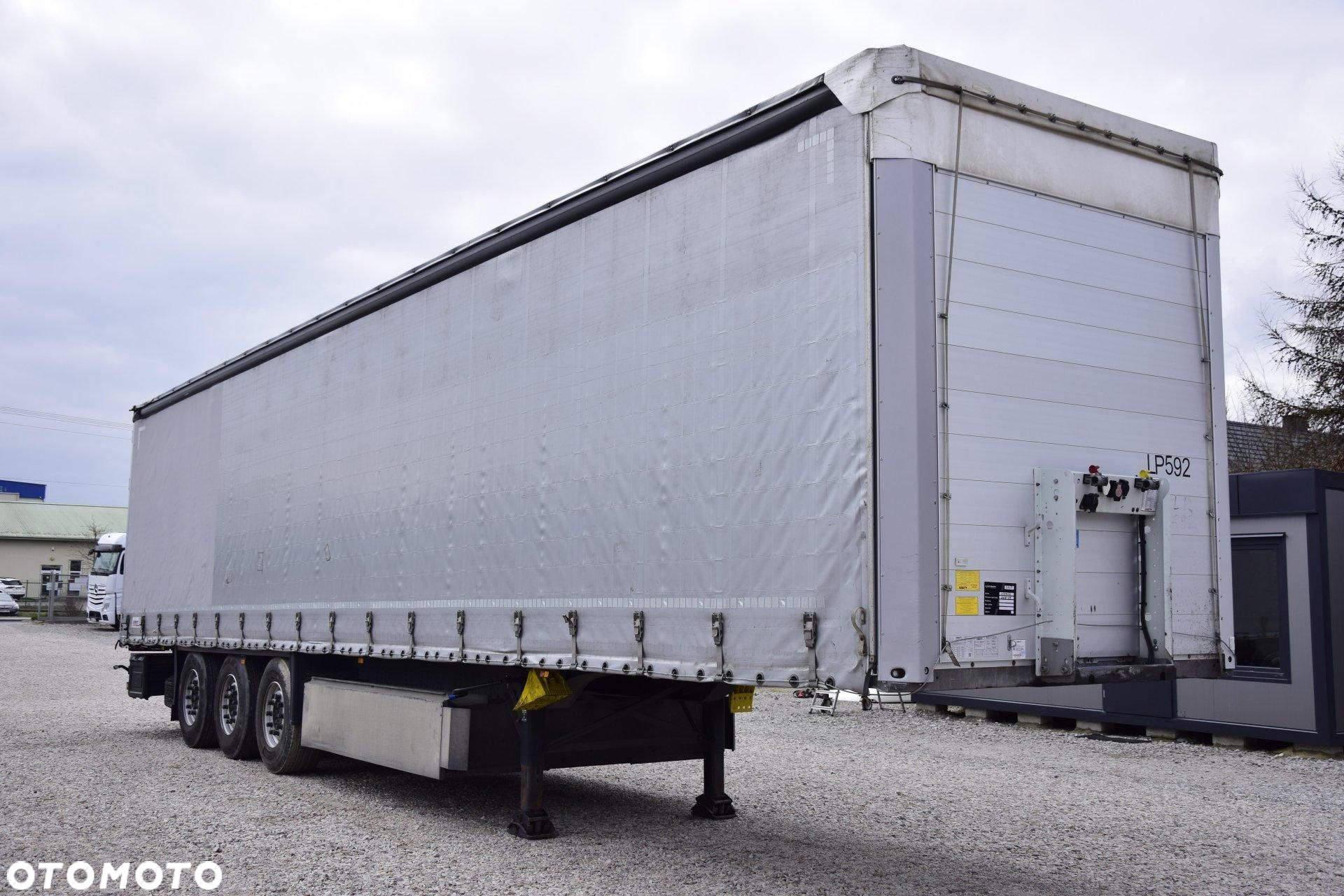 Schmitz Cargobull SCS24/L Lifting Axle - 3