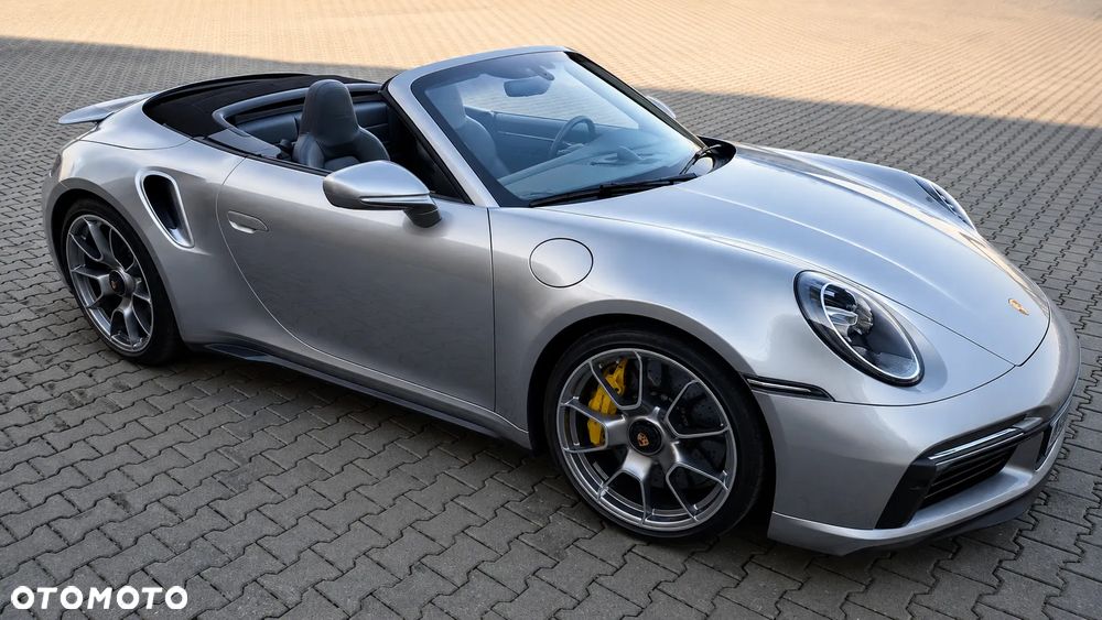 Porsche 911 Turbo S - 16
