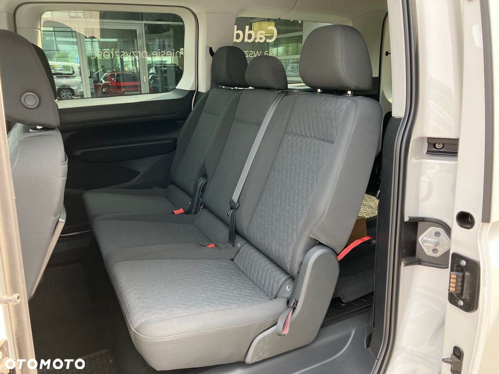 Volkswagen Caddy Caddy Maxi Life 7-miejscowy silnik: 1,5 l TSI eHybrid EU6 85 kW / skrzynia biegów: automatyczna DSG, 6-biegowa rozstaw osi: 2970 mm - 10