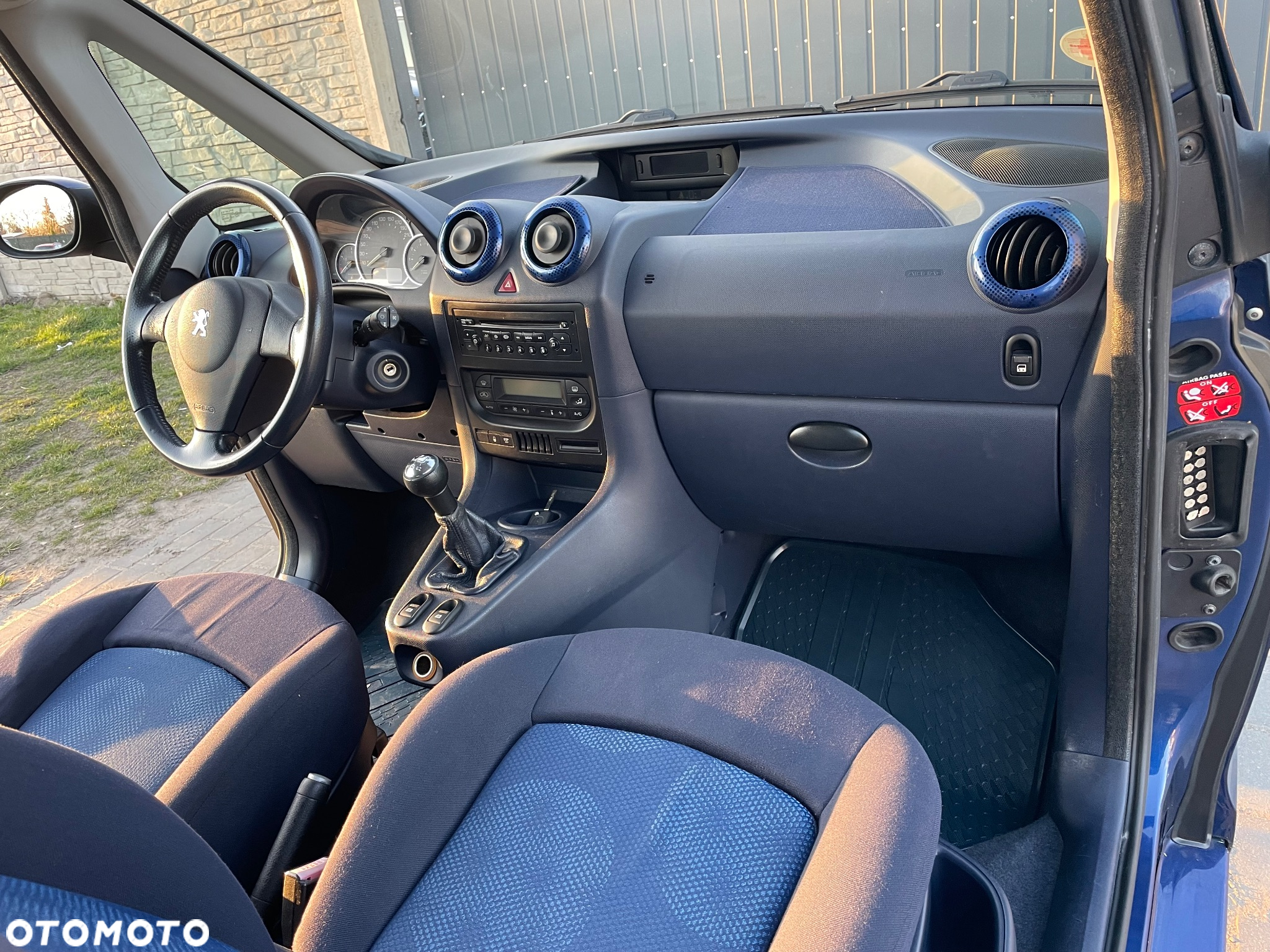 Peugeot 1007 - 8