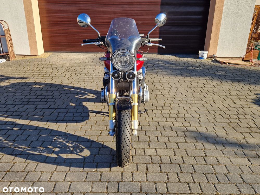 Honda CB - 4