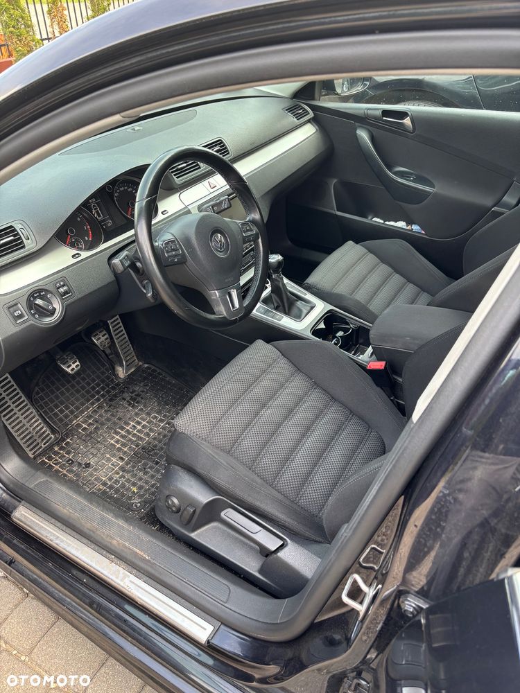 Volkswagen Passat 2.0 TSI Sportline - 5