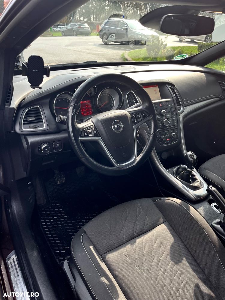 Opel Cascada 1.4 Turbo (ecoFLEX) Start/Stop Edition - 12