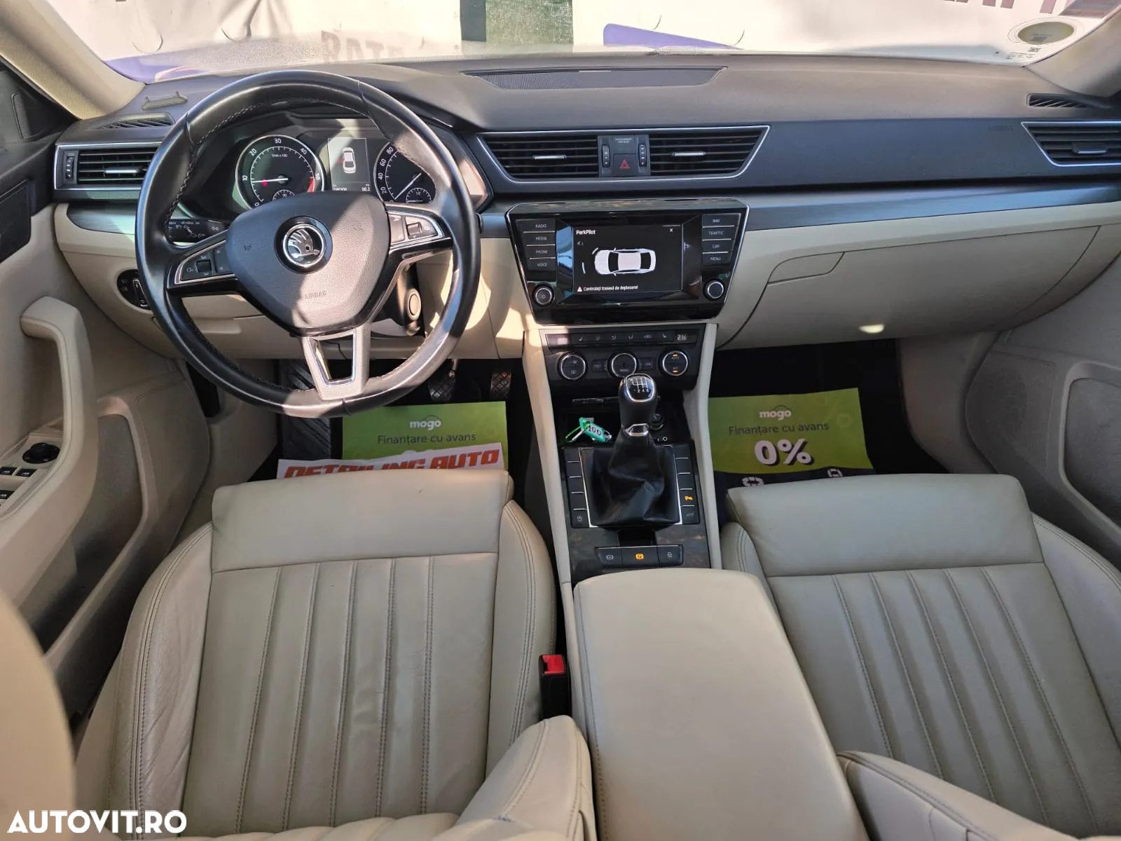 Skoda Superb 2.0 TDI Style - 14