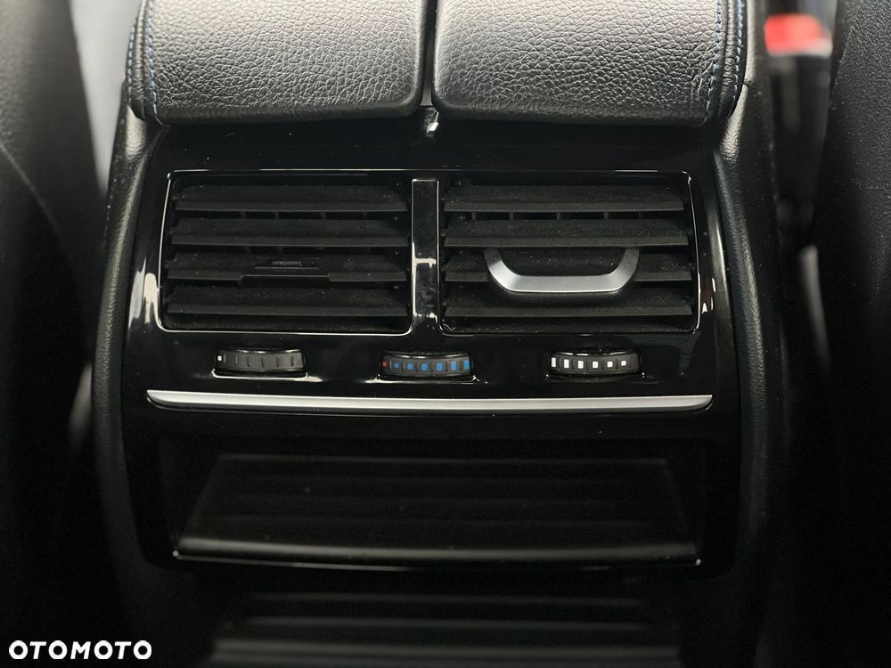 BMW Seria 5 - 26