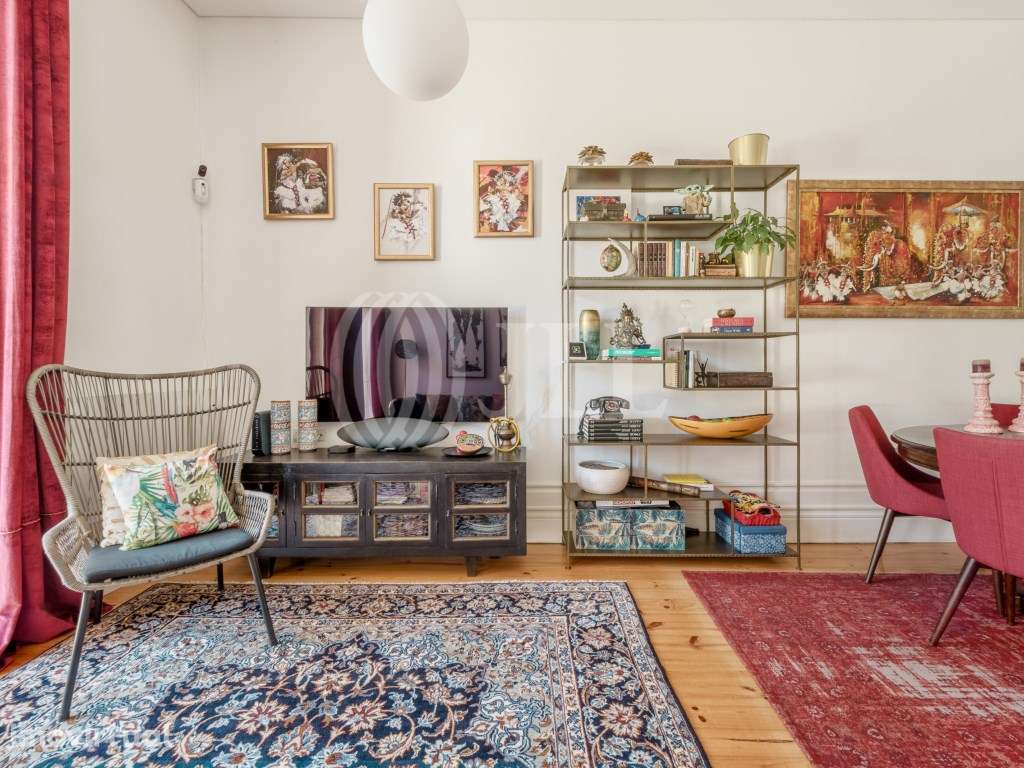 Apartamento T2+1 duplex, com jardim e pátio, no Porto - Grande imagem: 4/30