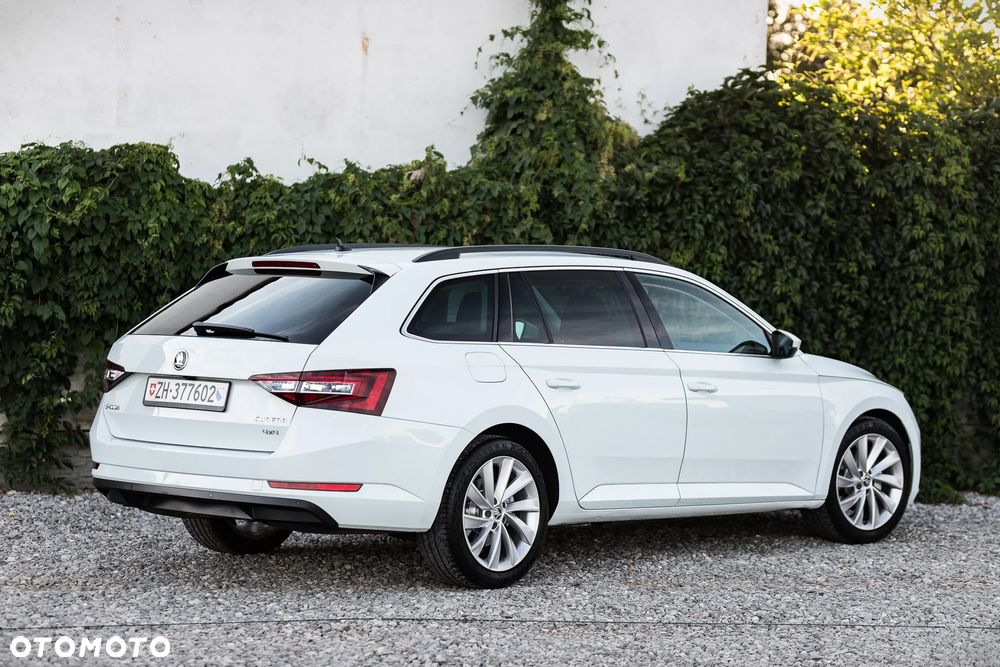 Skoda Superb 2.0 TDI 4x4 DSG Style - 10