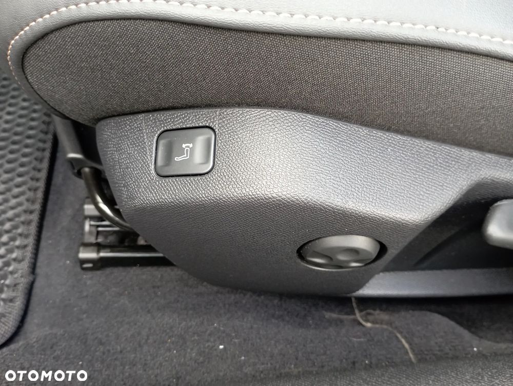 Peugeot 508 PureTech PHEV 180 GT S&S e-EAT8 - 33