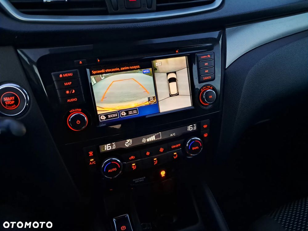 Nissan Qashqai 1.3 DIG-T N-Connecta DCT - 12