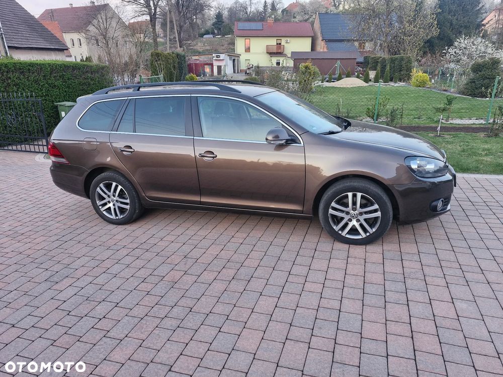 Volkswagen Golf 2.0 TDI DPF Comfortline - 4