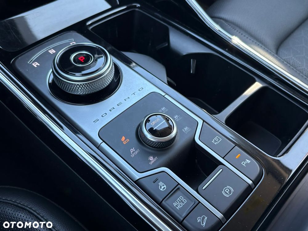 Kia Sorento 1.6 T-GDI HEV XL 4WD 7os - 16