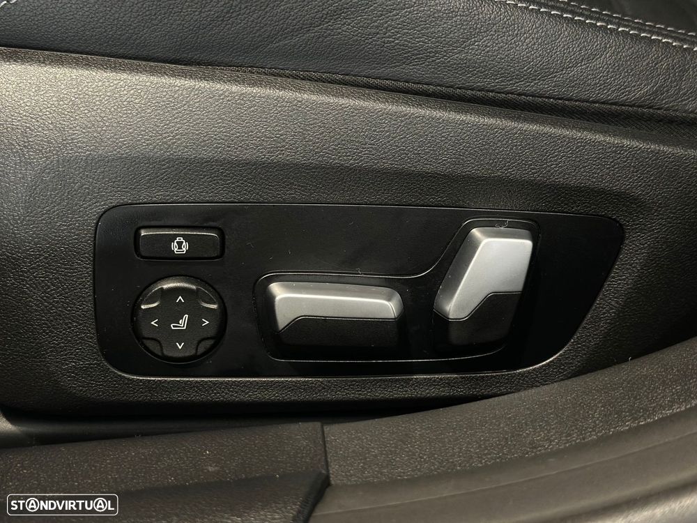 BMW i4 eDrive40 Pack Desportivo M - 17