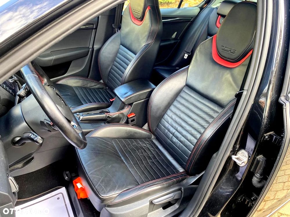 Skoda Octavia 2.0 TDI RS DSG - 12