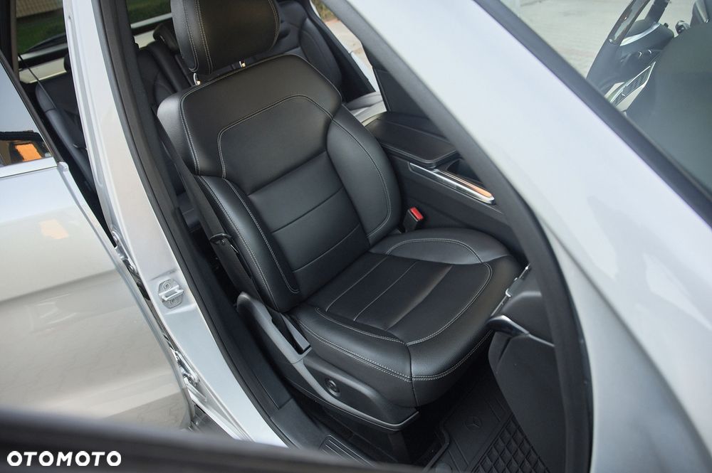Mercedes-Benz ML 350 4Matic 7G-TRONIC - 25