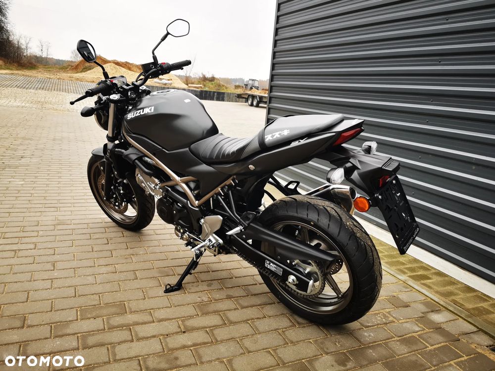 Suzuki SV - 3