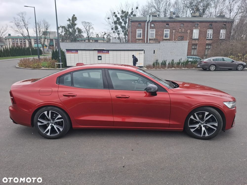 Volvo S60 T4 R-Design - 6