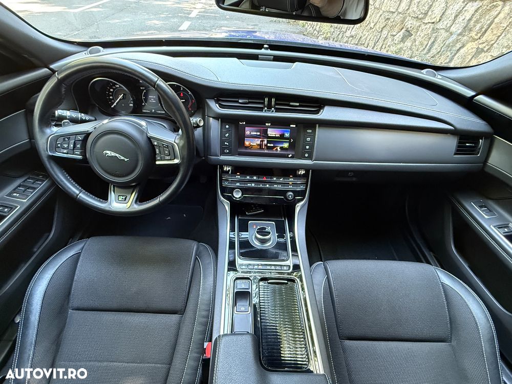 Jaguar XF 25d AWD Aut. R-Sport - 3