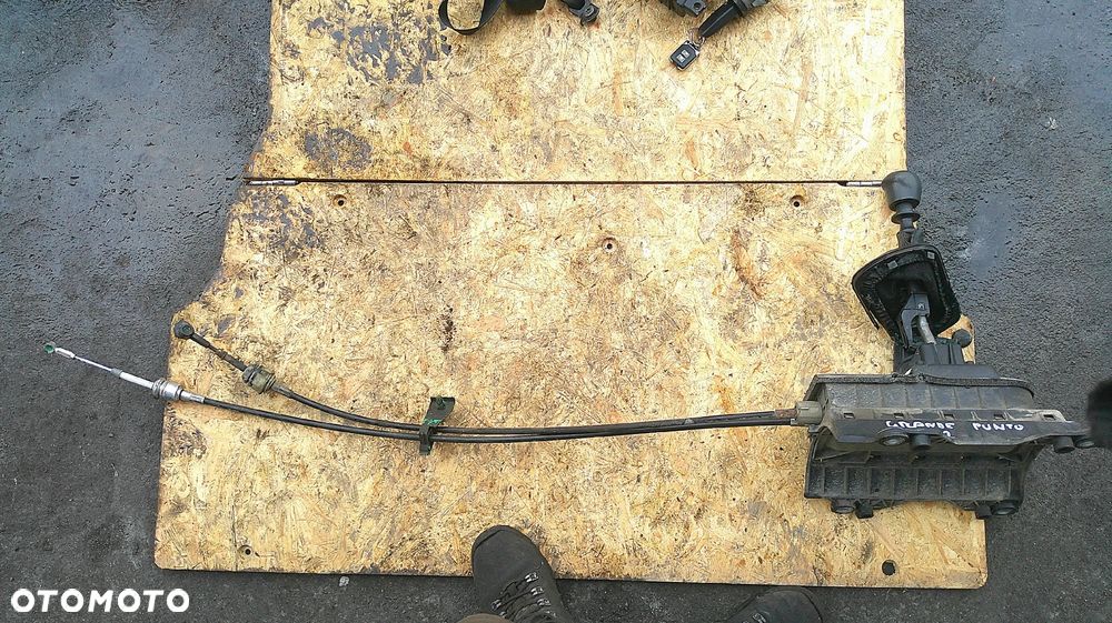 FIAT GRANDE PUNTO 1.4 8V LINKI ZMIANY BIEGÓW